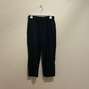 Black Women's Capri Joggers